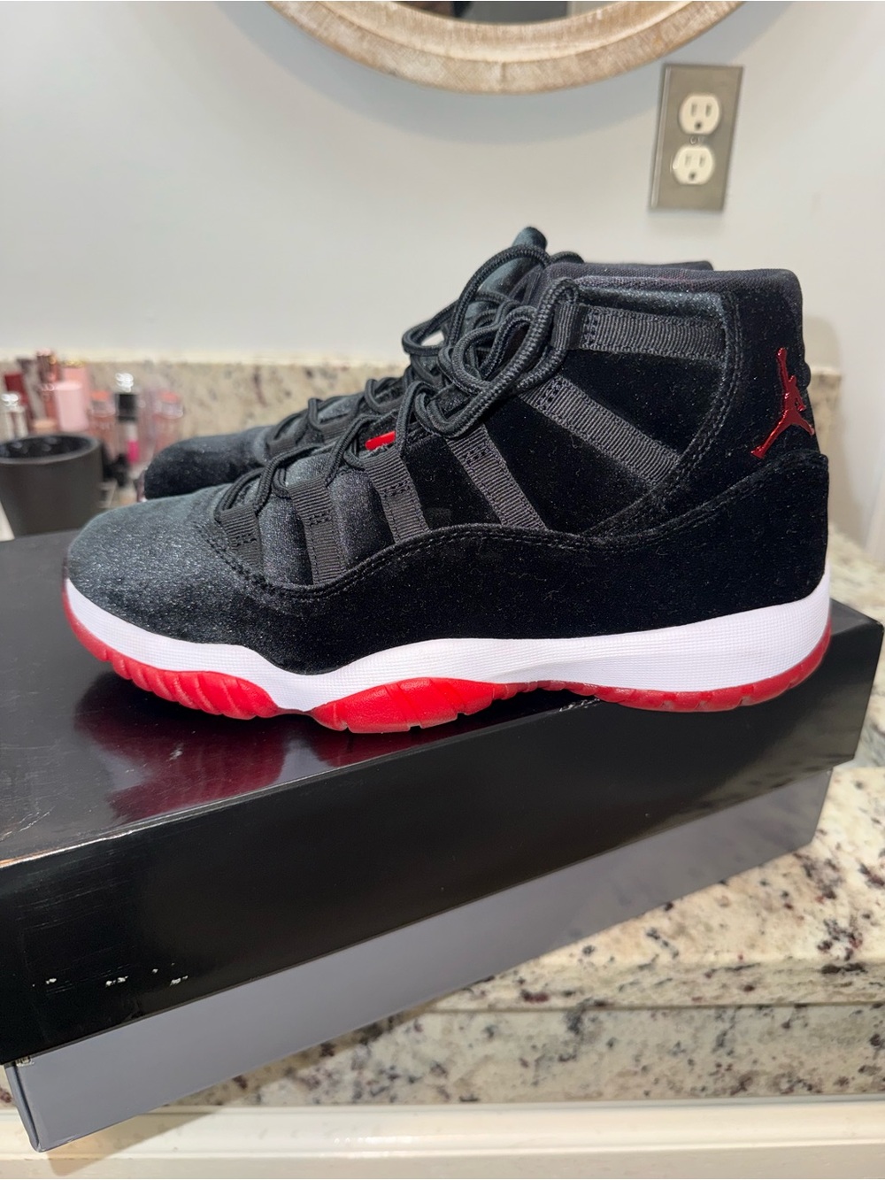 Women Jordan 11